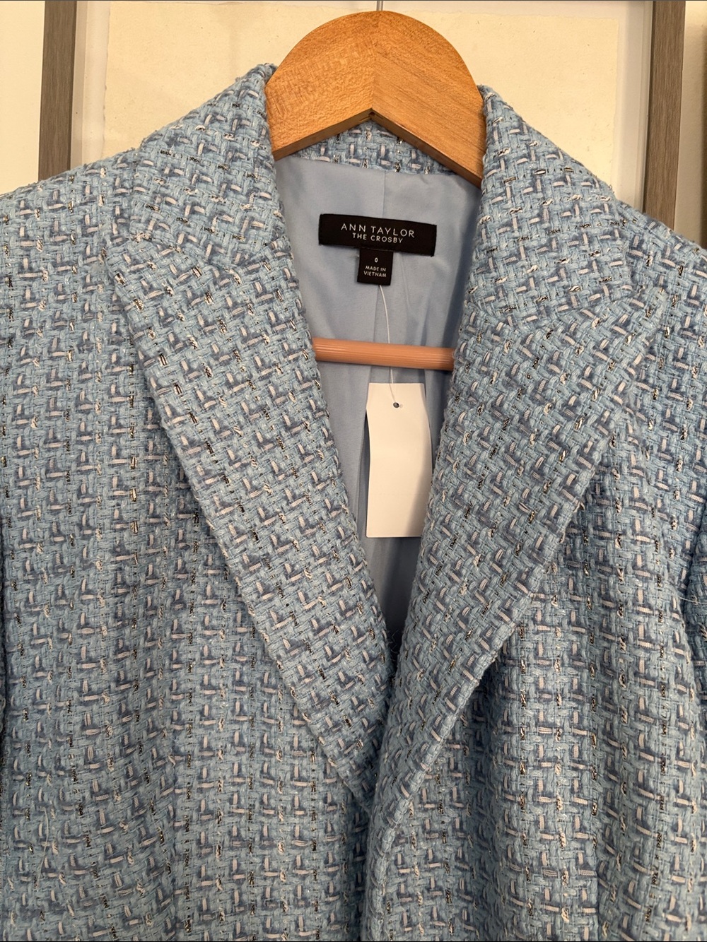 ANN TAYLOR THE CROSBY BLAZER- size 0 NWT - Picture 3 of 5